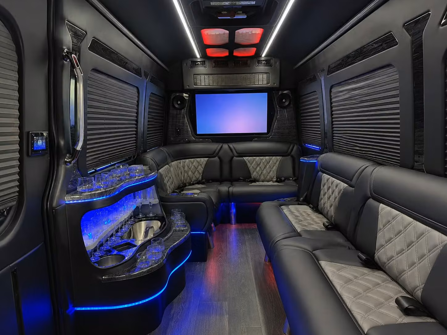 construction site and industrial workforce shuttles in menifee